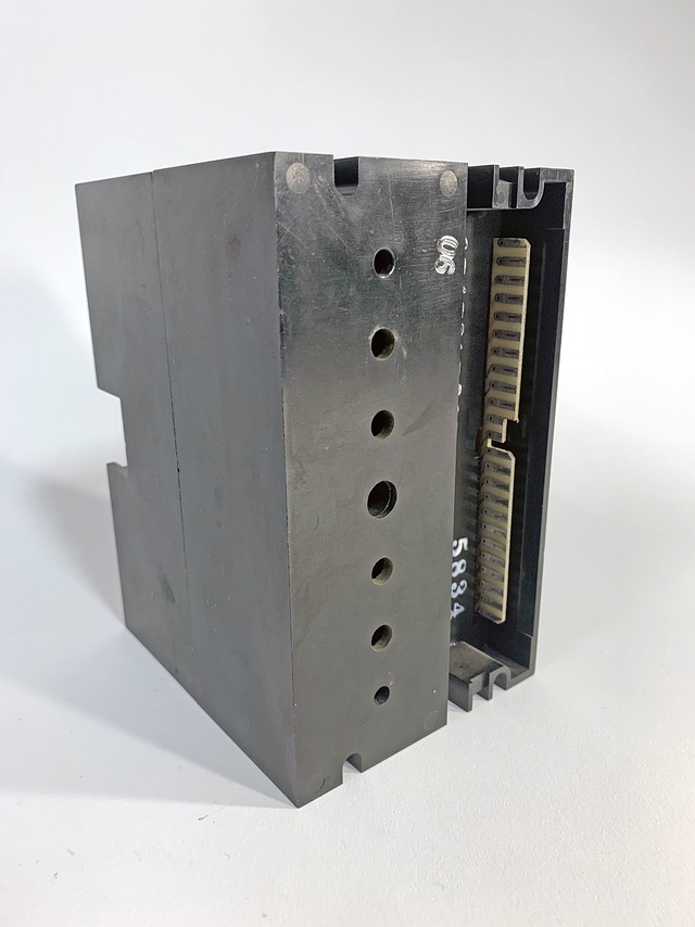 1367 d47 g03 - Primary image