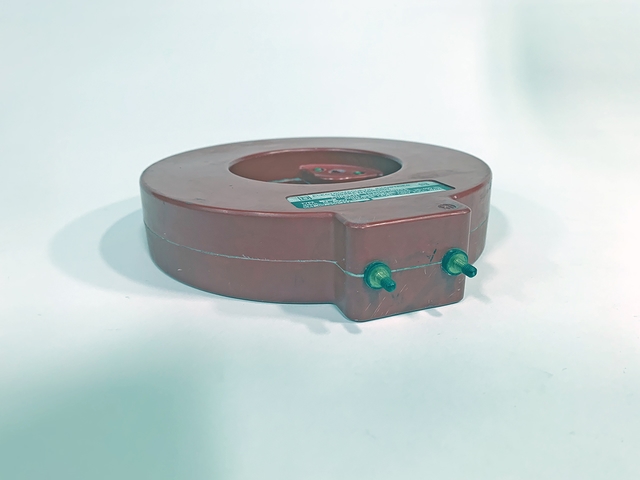 350 122 - Primary image